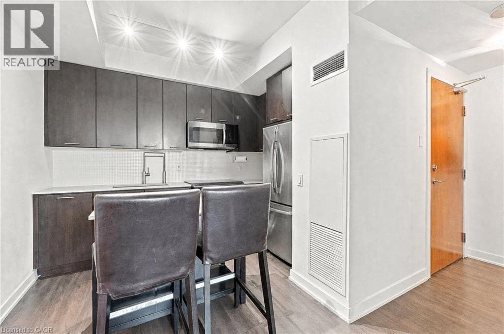 Single Family at 605- 2200 LAKE SHORE Boulevard, Toronto, Ontario - Photo 7 - RE/MAX Garden City Realty