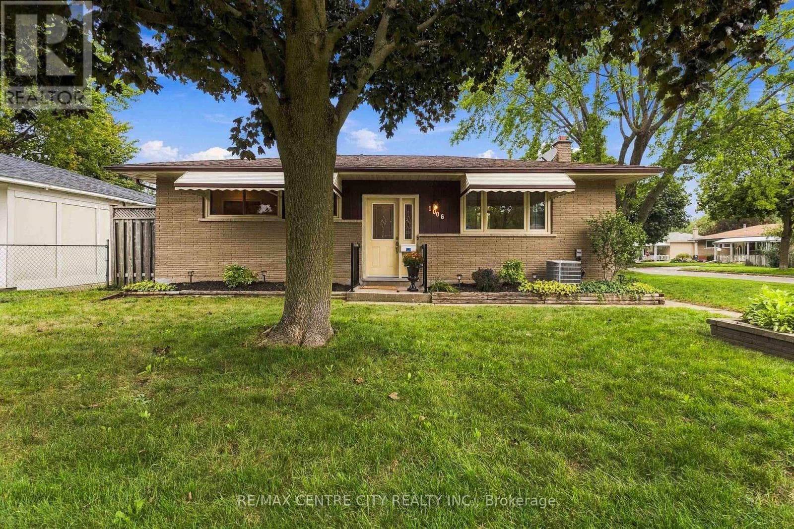 1006 Apache Road