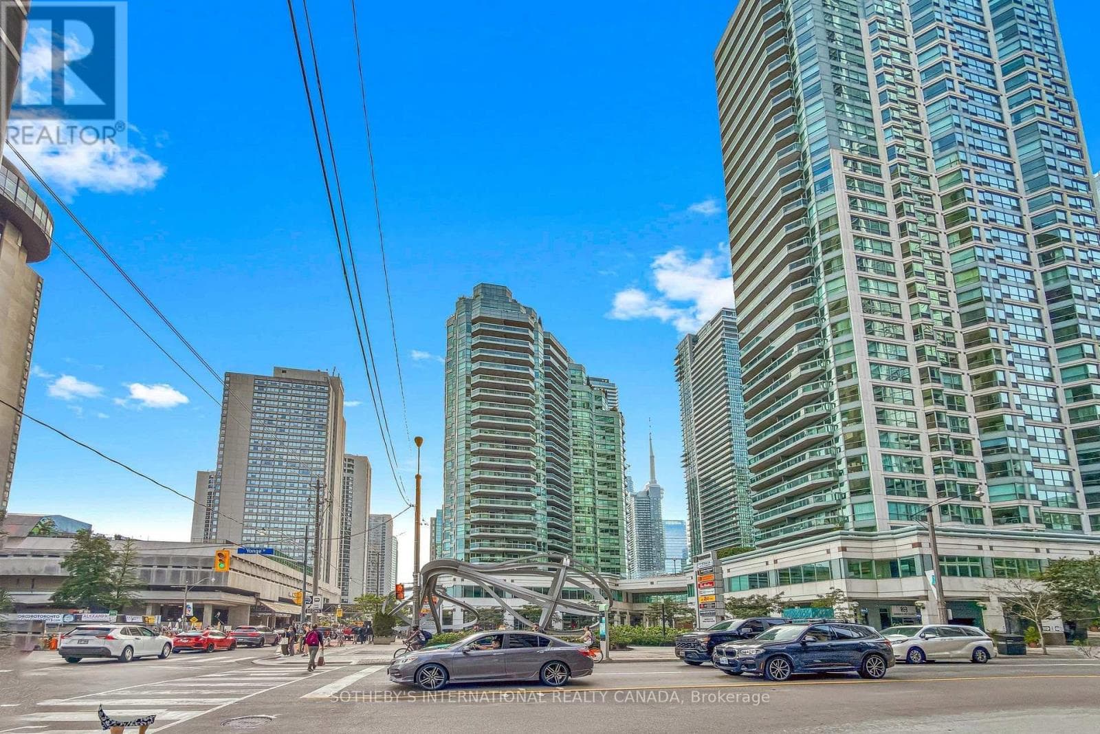 414- 10 Queens Quay