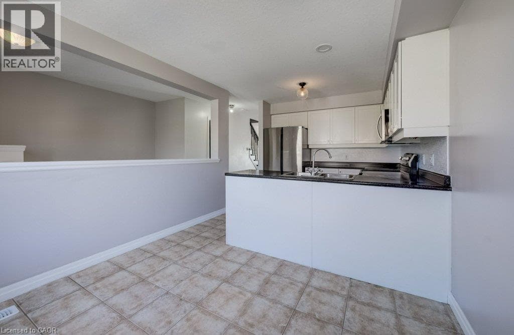 Single Family at 30- 105 PINNACLE Drive, Kitchener, Ontario - Photo 9 - RE/MAX Garden City Realty