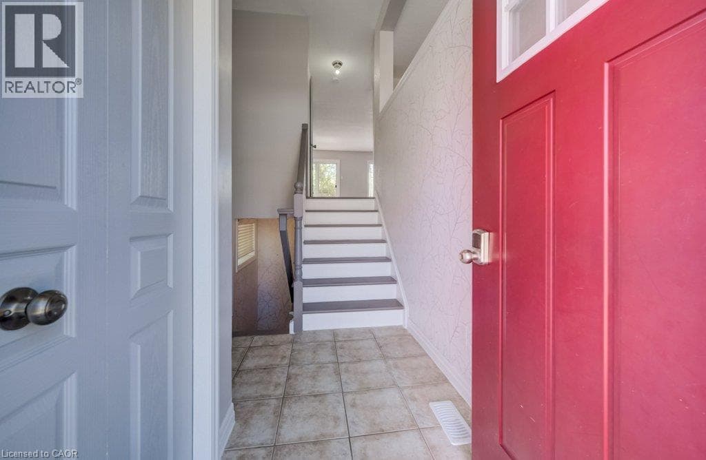 Single Family at 30- 105 PINNACLE Drive, Kitchener, Ontario - Photo 5 - RE/MAX Garden City Realty