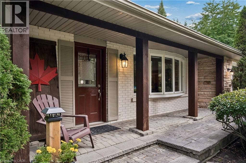 Single Family at 373 FORESTLAWN Road, Waterloo, Ontario - Photo 5 - RE/MAX Garden City Realty