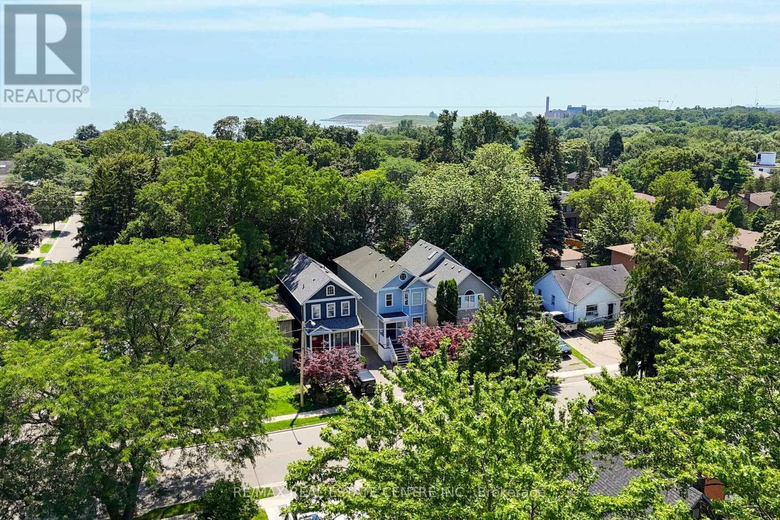 Single Family at 73B James Street, Toronto (Long Branch), Ontario - Photo 2 - RE/MAX Garden City Realty