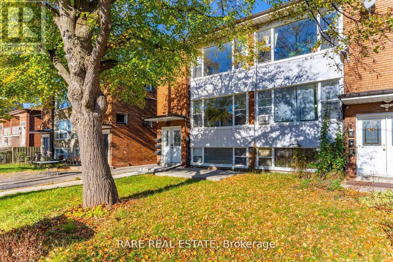 Multi-family at 1- 352 Hopewell Avenue, Toronto (Briar Hill-Belgravia), Ontario - Photo 7 - RE/MAX Garden City Realty