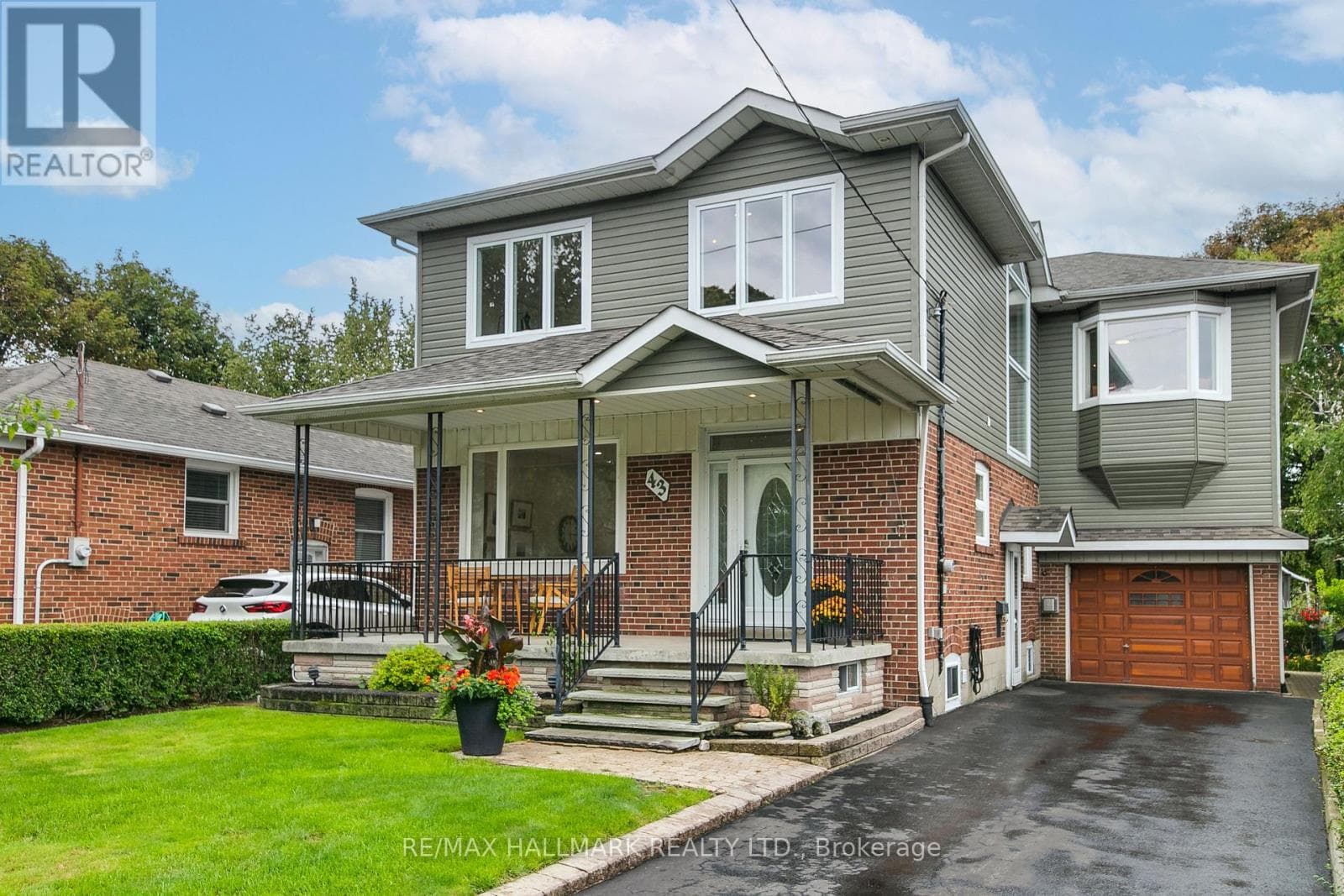 Single Family at 43 Ferris Road, Toronto (O'Connor-Parkview), Ontario - Photo 2 - RE/MAX Garden City Realty