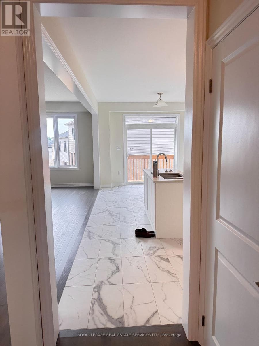 Single Family at 46 Postill Street, Brant (Paris), Ontario - Photo 10 - RE/MAX Garden City Realty