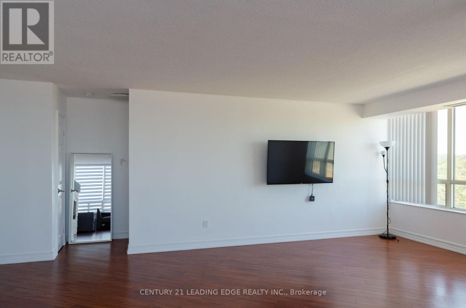 Single Family at 614- 8501 Bayview Avenue, Richmond Hill (Doncrest), Ontario - Photo 8 - RE/MAX Garden City Realty