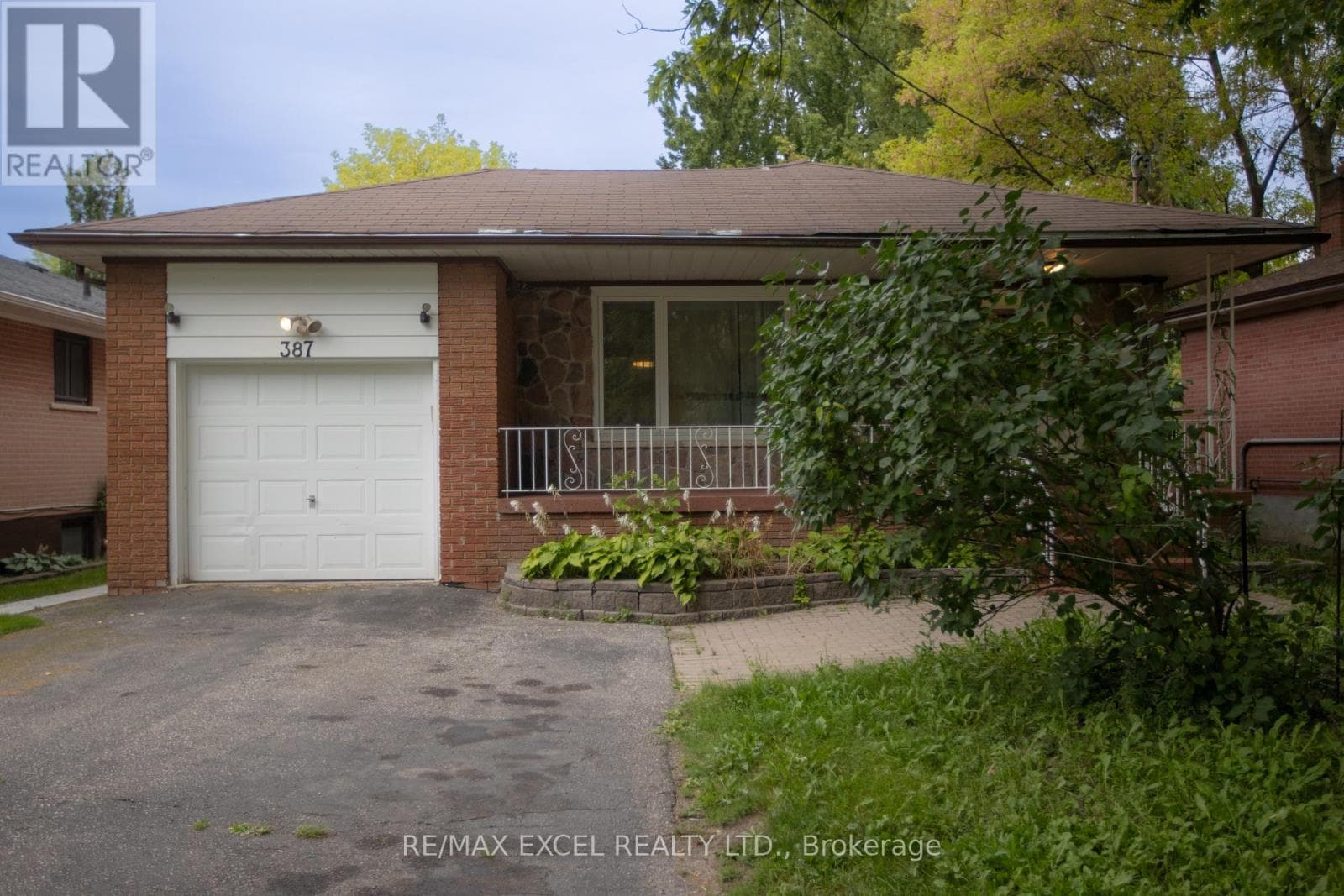 Basement- 387 Crosby Avenue