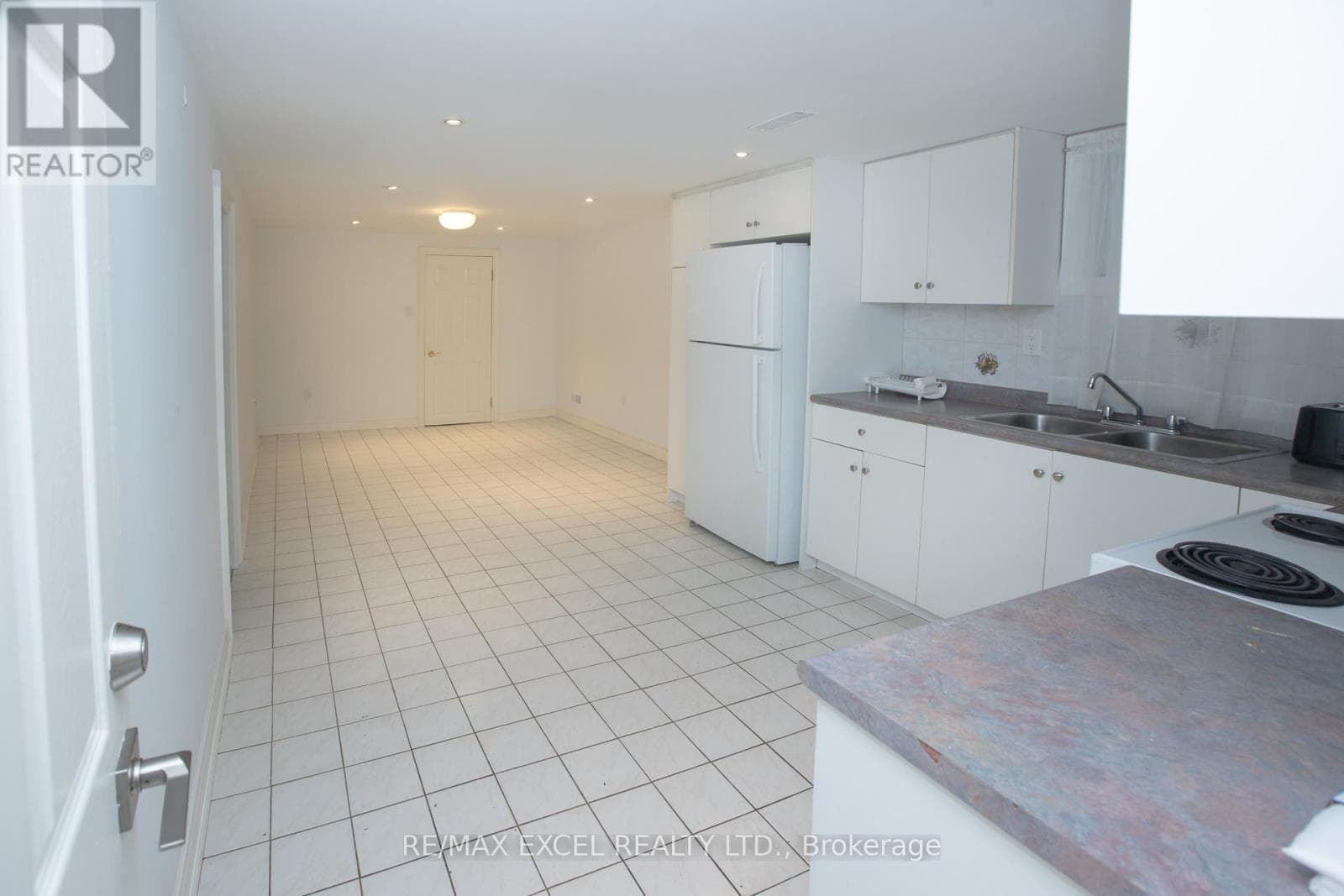 Single Family at Basement- 387 Crosby Avenue, Richmond Hill (Crosby), Ontario - Photo 7 - RE/MAX Garden City Realty