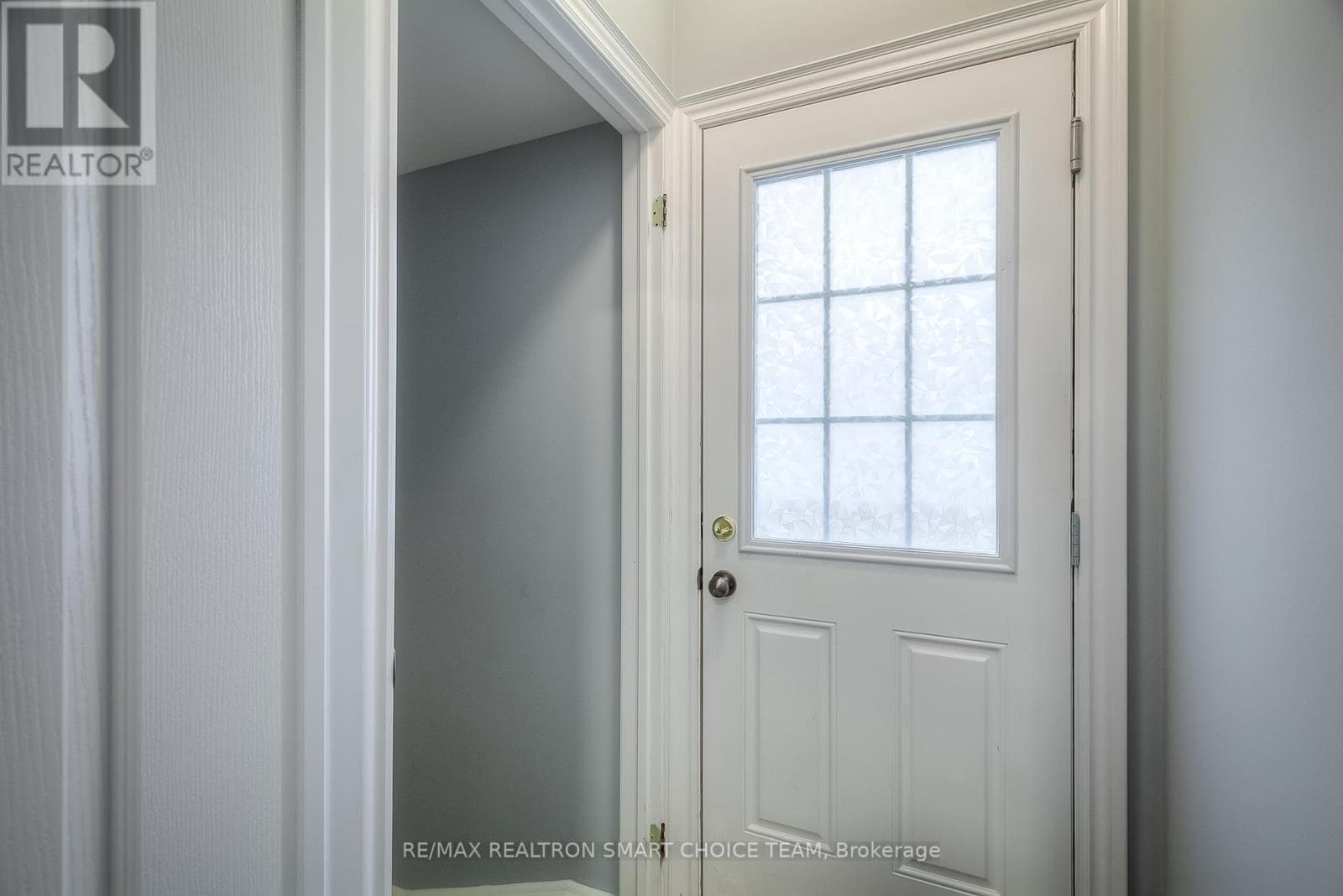 Single Family at Bsmt- 243 Gord Clelland Gate, Newmarket (Woodland Hill), Ontario - Photo 6 - RE/MAX Garden City Realty