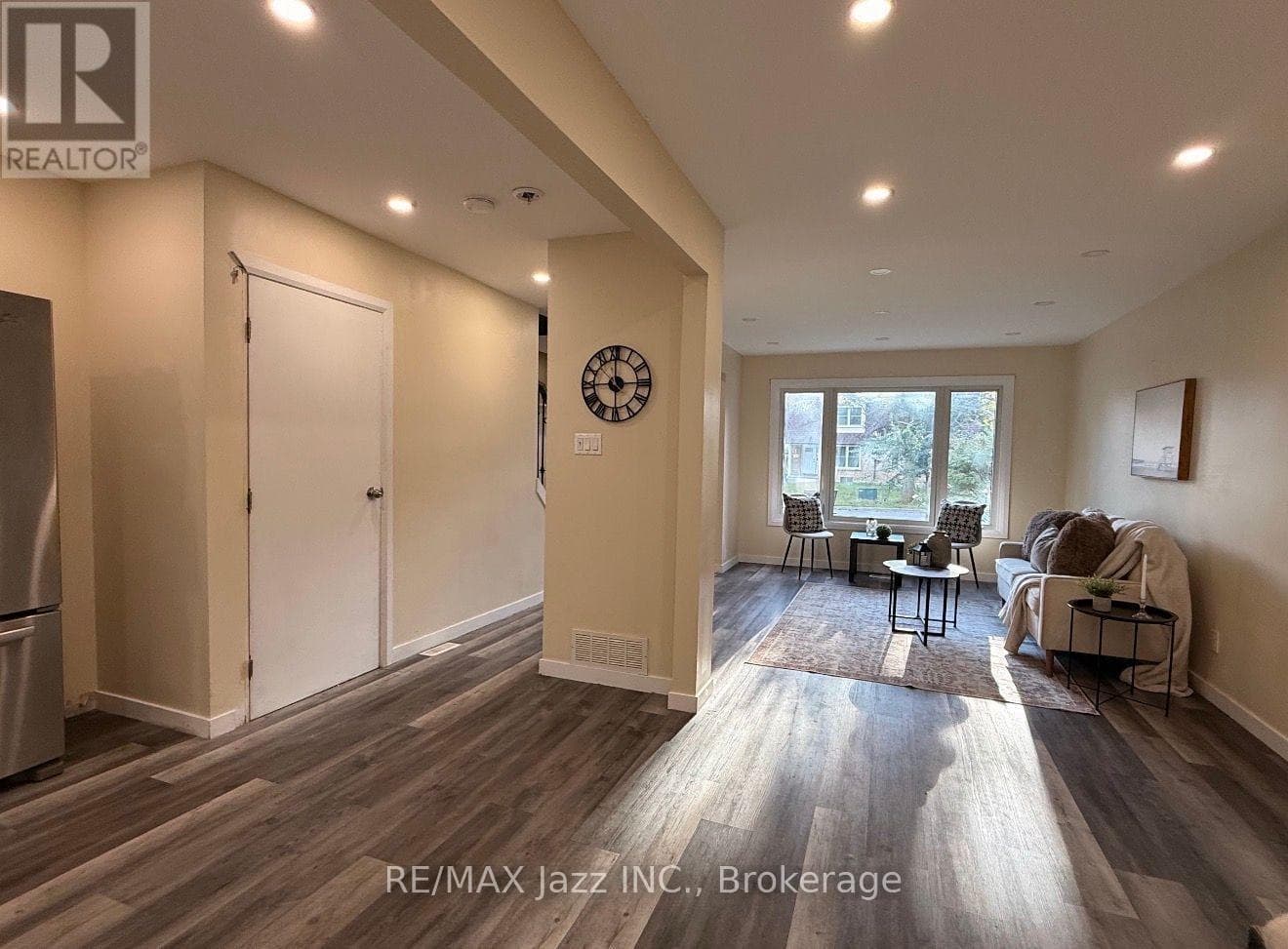 Single Family at 1293 Ludlow Court, Oshawa (Centennial), Ontario - Photo 7 - RE/MAX Garden City Realty