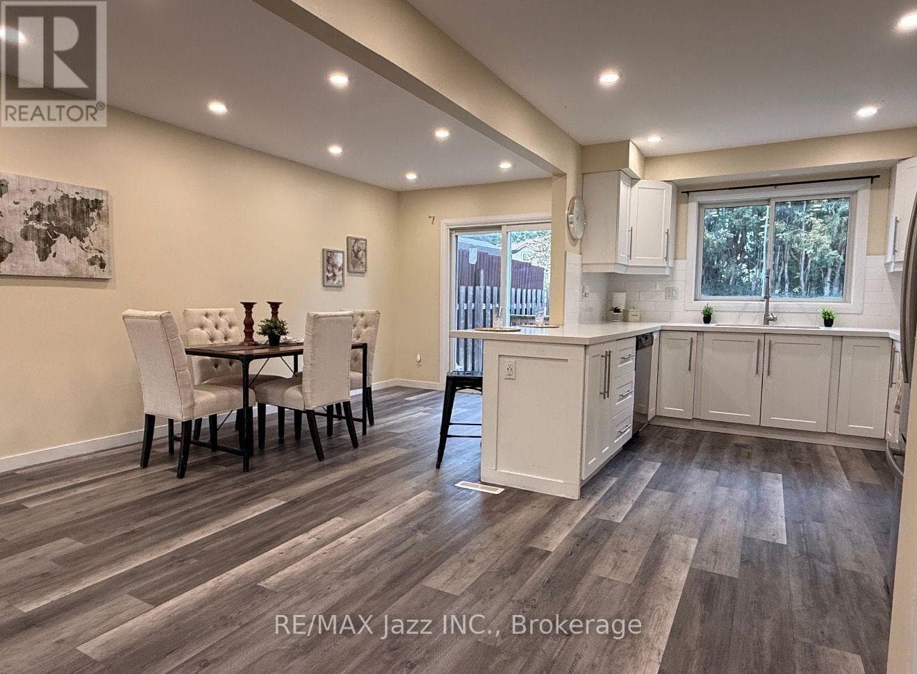Single Family at 1293 Ludlow Court, Oshawa (Centennial), Ontario - Photo 9 - RE/MAX Garden City Realty