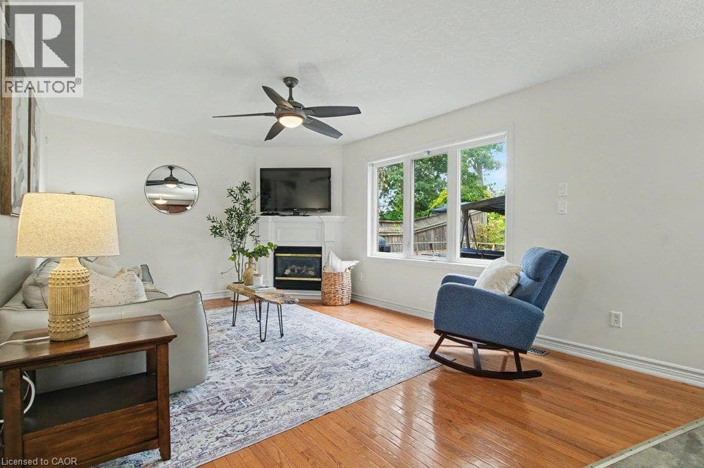 Single Family at 15 SIM Court, Cambridge, Ontario - Photo 10 - RE/MAX Garden City Realty