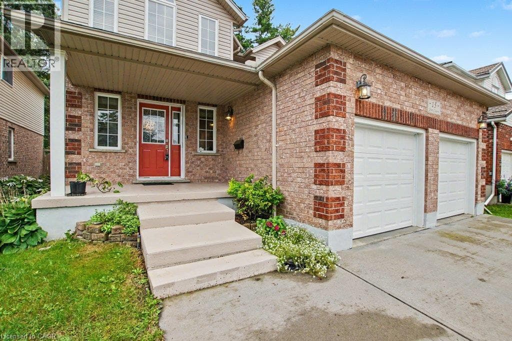 Single Family at 15 SIM Court, Cambridge, Ontario - Photo 2 - RE/MAX Garden City Realty