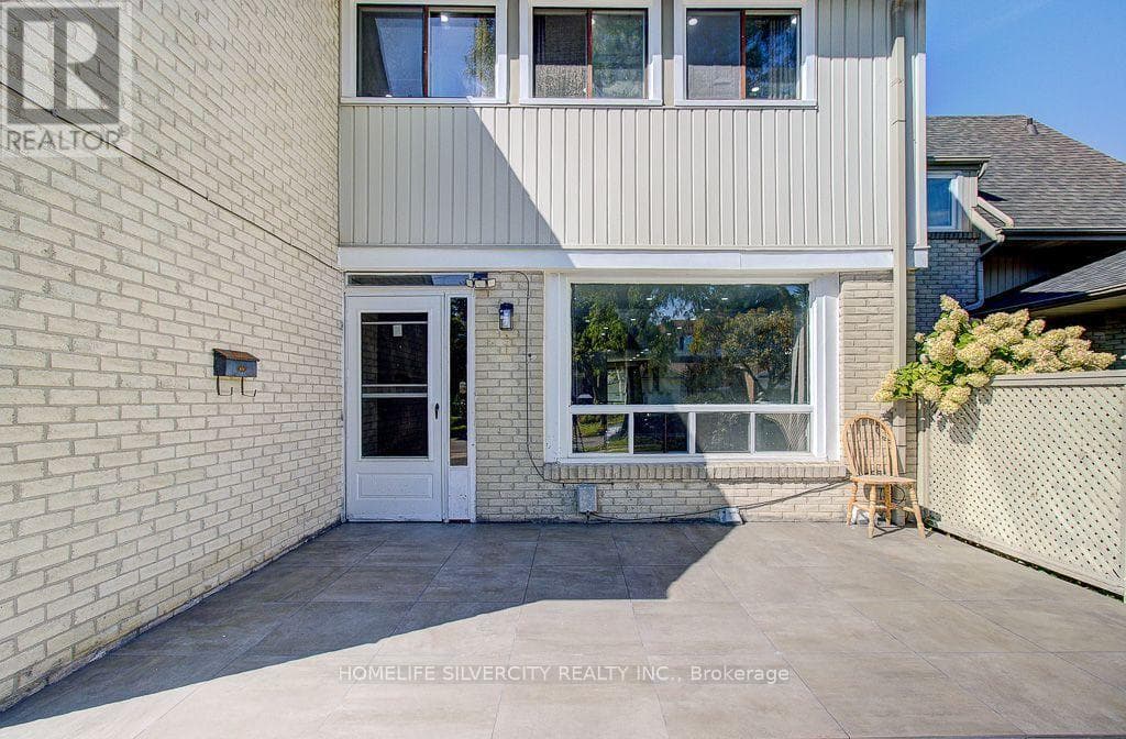 Single Family at 17 Rooksnest Trail, Toronto (Agincourt North), Ontario - Photo 4 - RE/MAX Garden City Realty