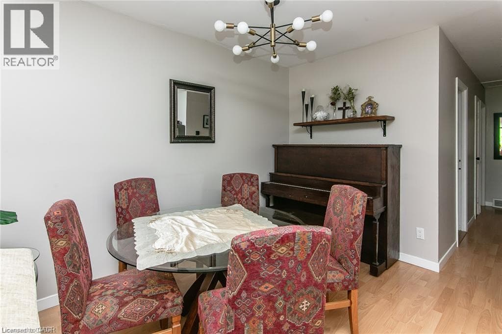 Single Family at B- 274 NORTHLAKE Drive, Waterloo, Ontario - Photo 6 - RE/MAX Garden City Realty