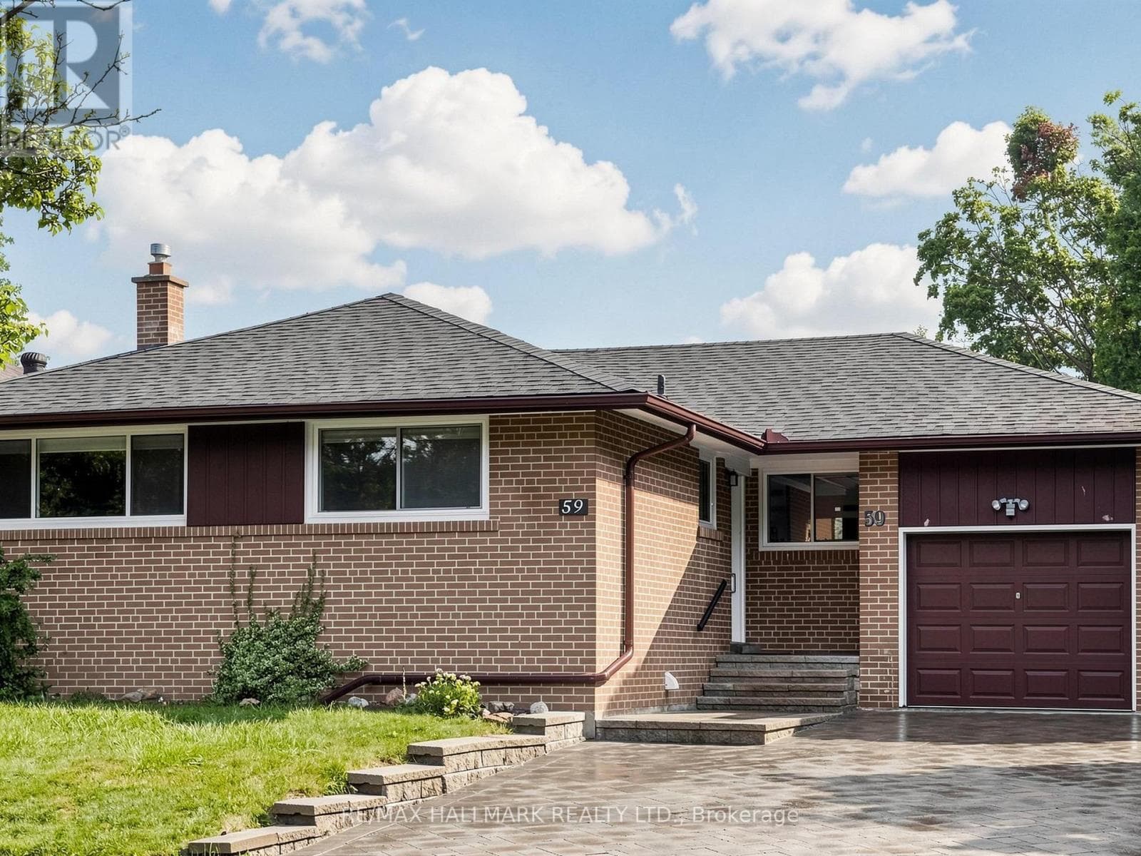59 Woodgarden Crescent