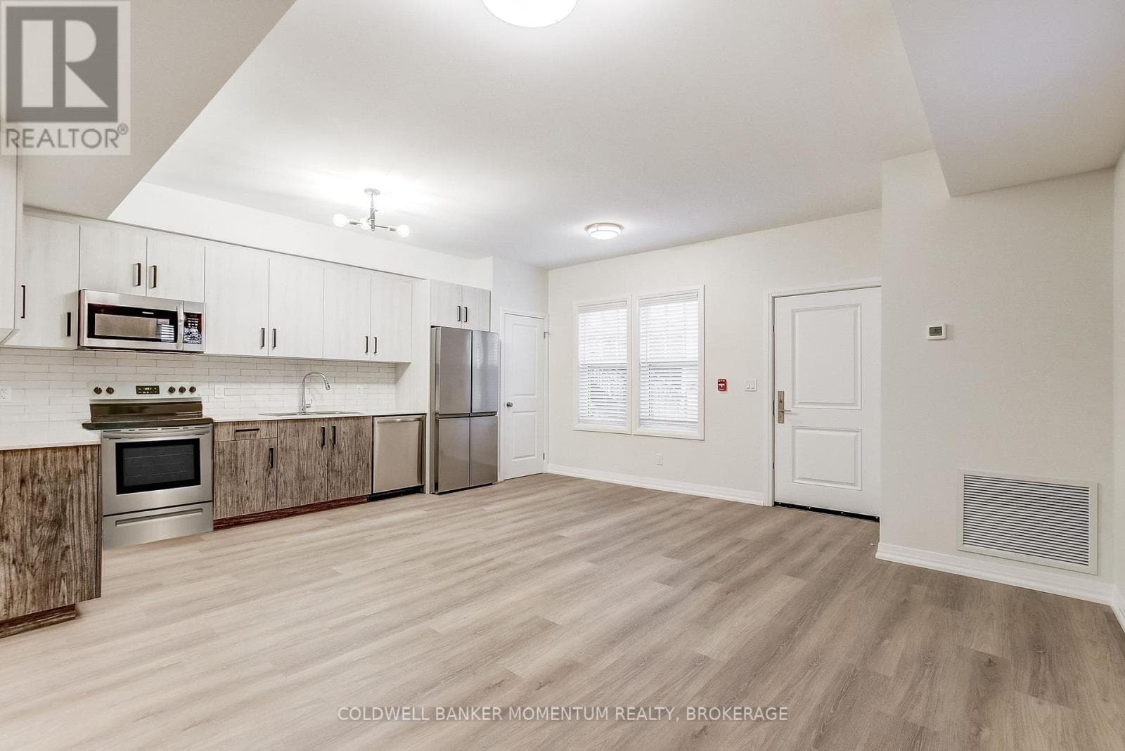 Multi-family at 101- 120 Garrison Village Drive, Niagara-on-the-Lake (Town), Ontario - Photo 10 - RE/MAX Garden City Realty