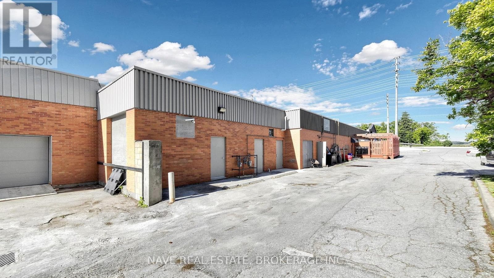 Retail at 15- 16925 Yonge Street, Newmarket (Central Newmarket), Ontario - Photo 8 - RE/MAX Garden City Realty
