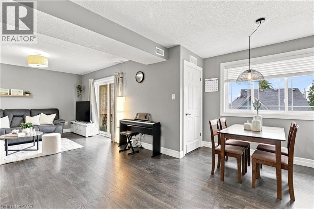 Single Family at 403- 1522 KING Street, Kitchener, Ontario - Photo 10 - RE/MAX Garden City Realty