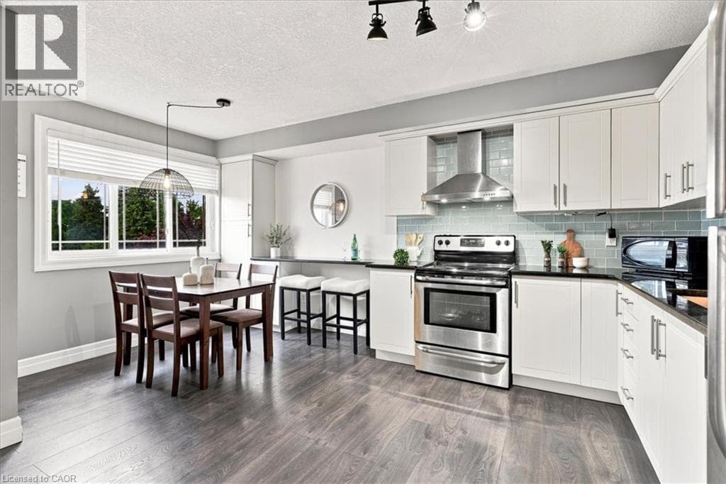 Single Family at 403- 1522 KING Street, Kitchener, Ontario - Photo 6 - RE/MAX Garden City Realty