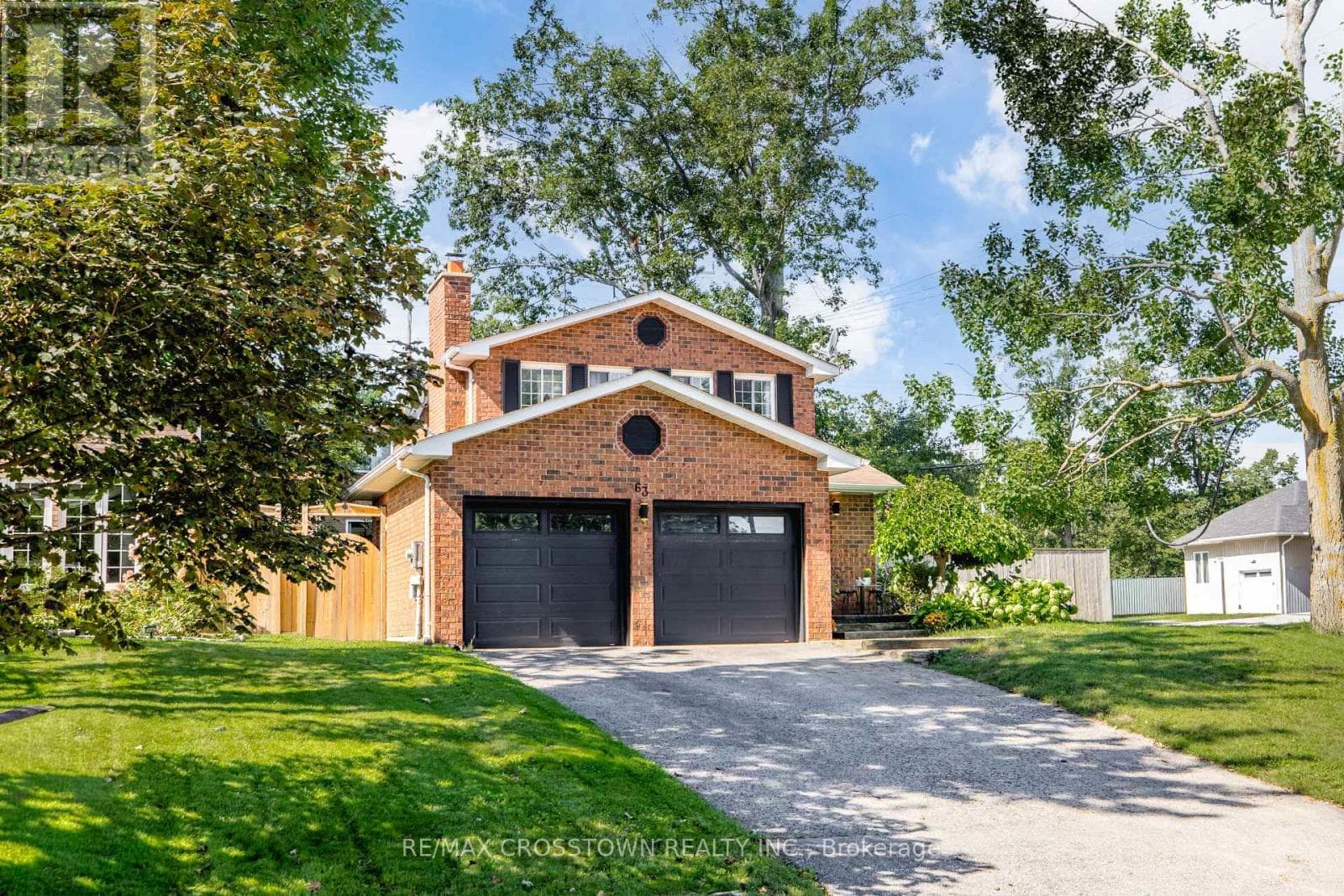 63 Oakridge Drive