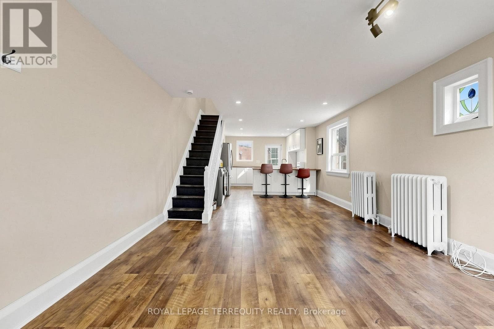 Single Family at 591 Vaughan Road, Toronto (Oakwood Village), Ontario - Photo 7 - RE/MAX Garden City Realty