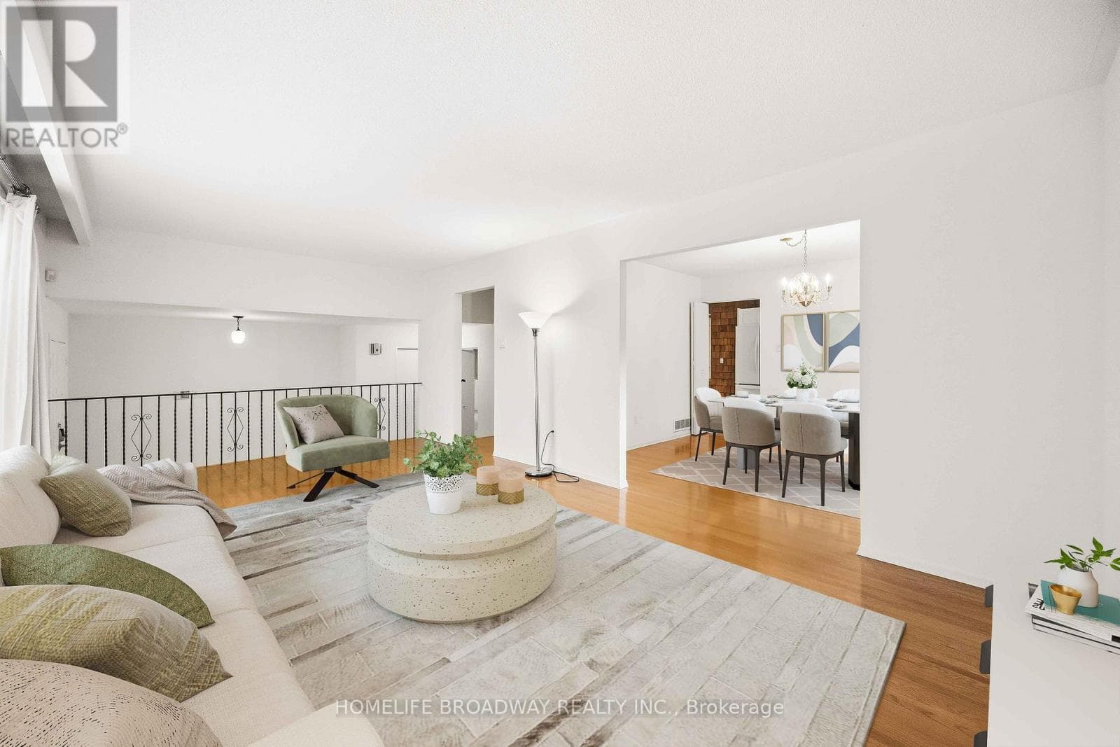Single Family at 212 Bayview Fairways Drive, Markham (Bayview Fairway-Bayview Country Club Estates), Ontario - Photo 6 - RE/MAX Garden City Realty