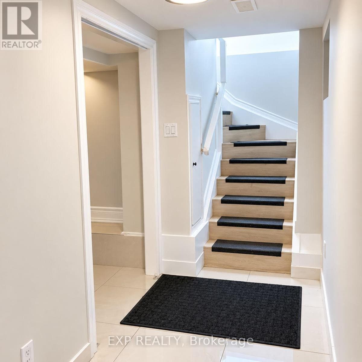 Single Family at Lower- 801 Pape Avenue, Toronto (Danforth), Ontario - Photo 6 - RE/MAX Garden City Realty