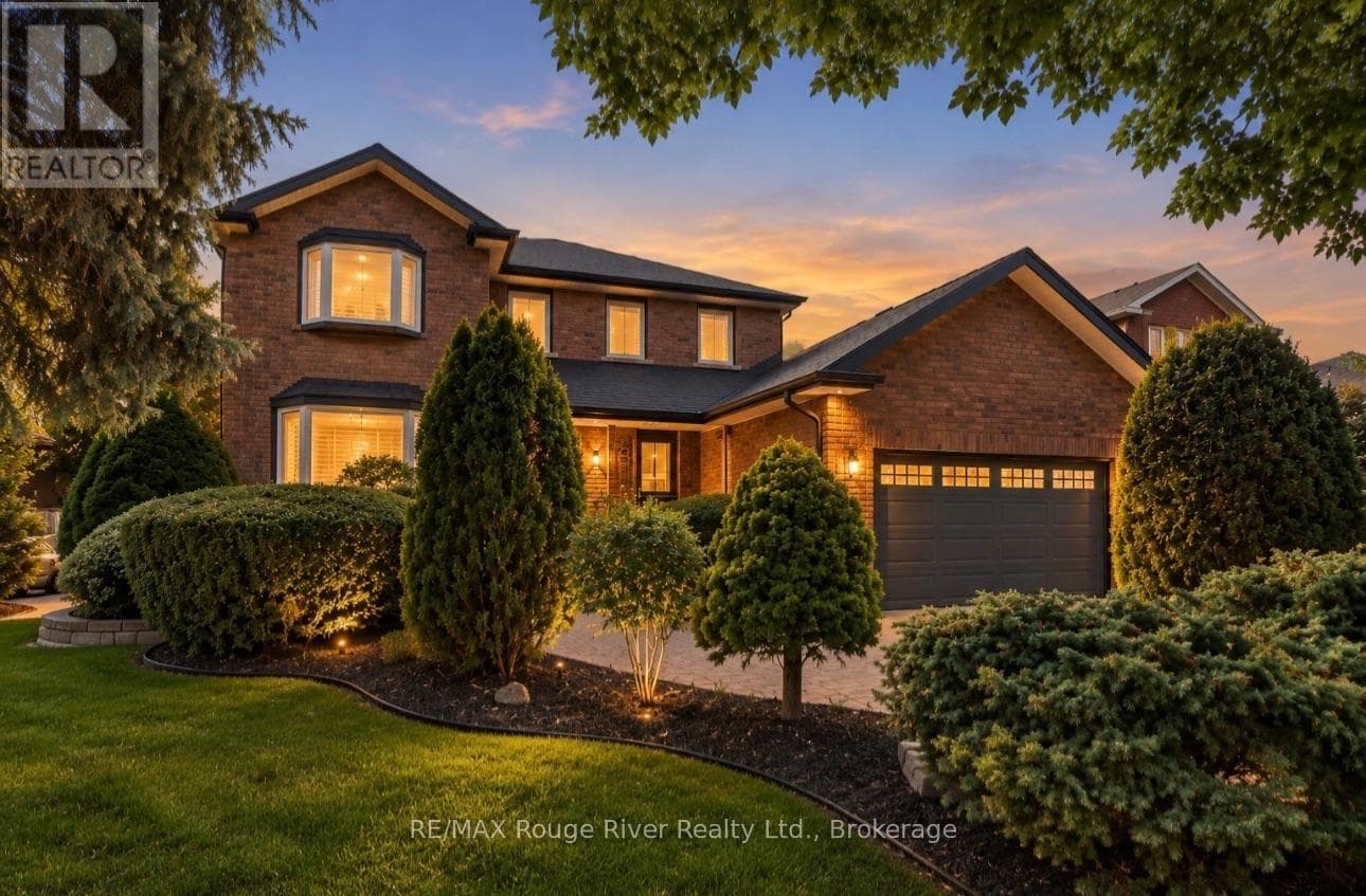 7 Lyndhurst Crescent