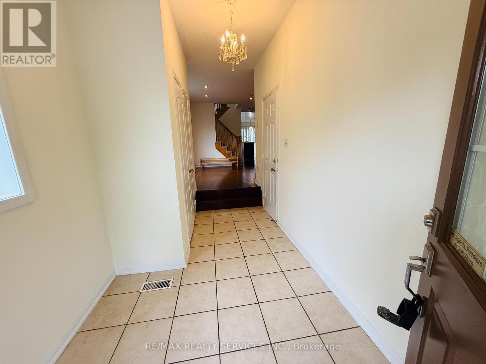 Single Family at 1134 Houston Drive, Milton (CL Clarke), Ontario - Photo 3 - RE/MAX Garden City Realty