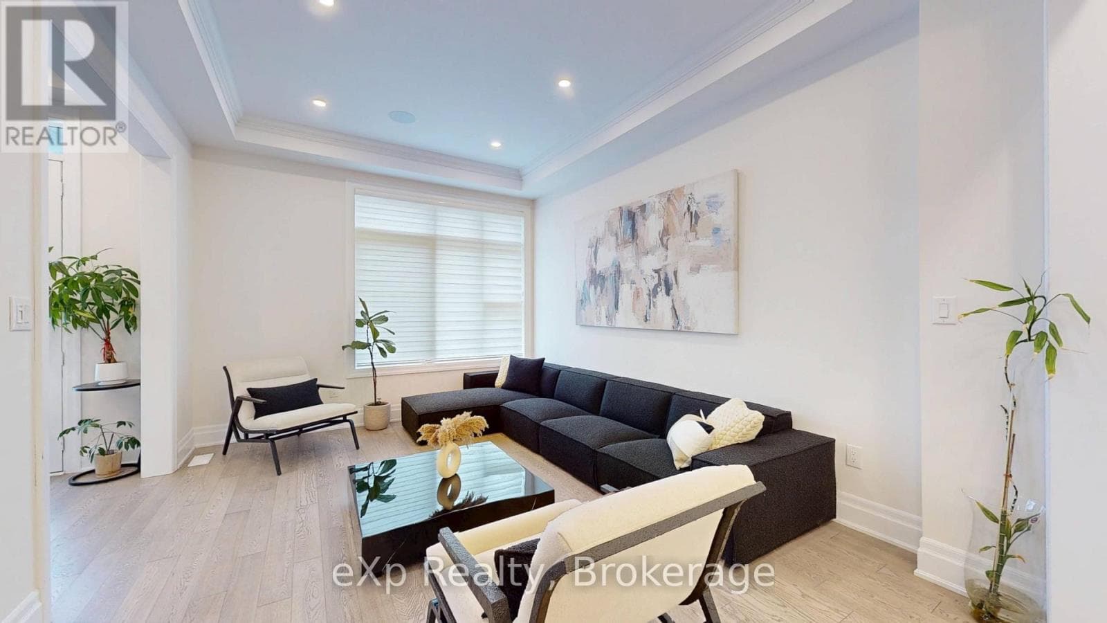 Single Family at 3313 Sunningdale Gardens, Oakville (GO Glenorchy), Ontario - Photo 10 - RE/MAX Garden City Realty