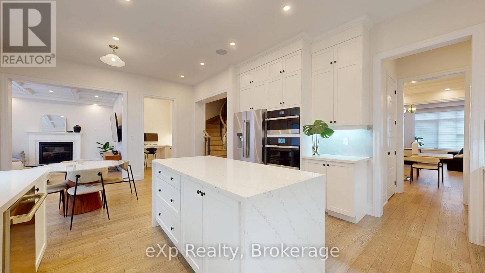 Single Family at 3313 Sunningdale Gardens, Oakville (GO Glenorchy), Ontario - Photo 3 - RE/MAX Garden City Realty