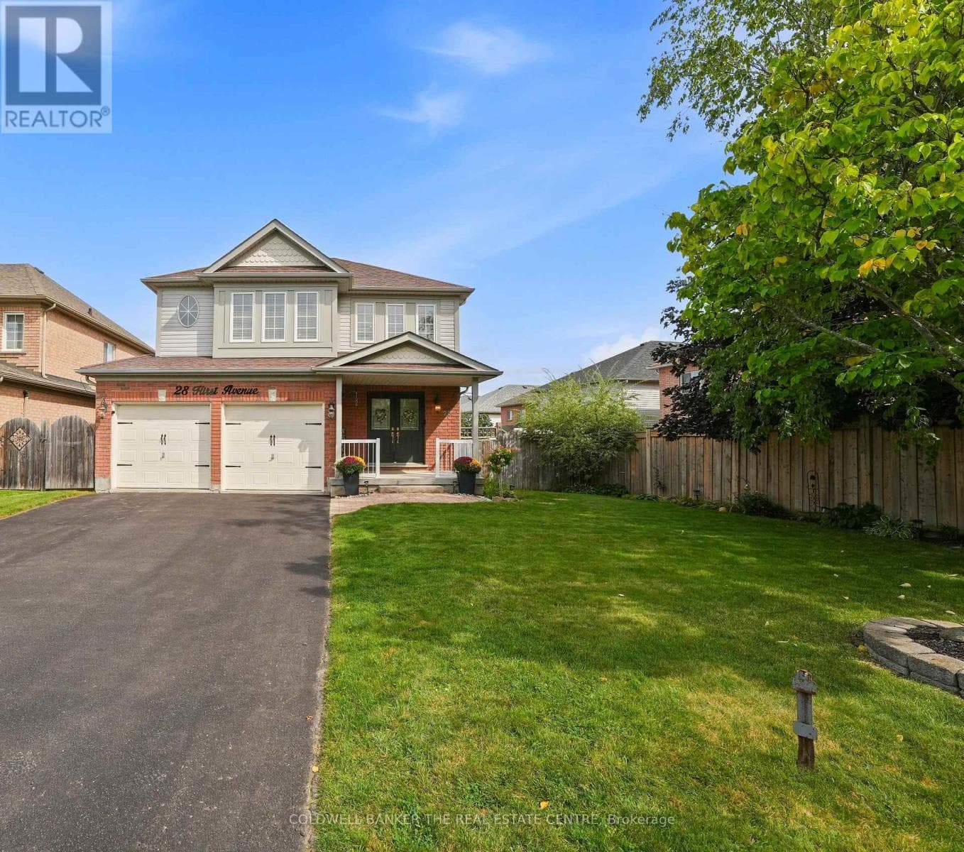 Single Family at 28 Hirst Avenue, Georgina (Keswick South), Ontario - Photo 3 - RE/MAX Garden City Realty