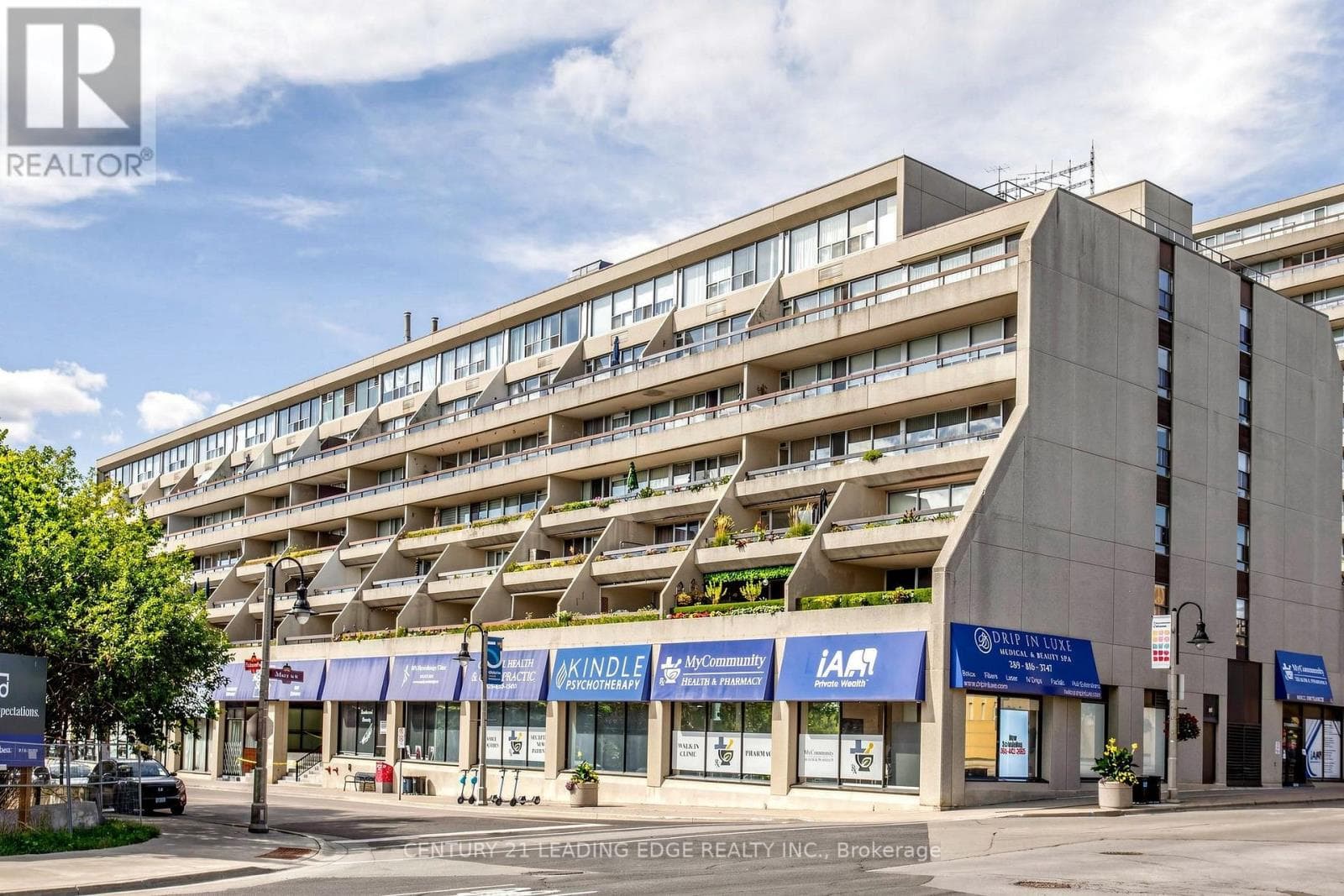 429- 50 RICHMOND Street