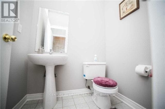 Single Family at 3355 Fountain Park Avenue, Mississauga (Churchill Meadows), Ontario - Photo 8 - RE/MAX Garden City Realty