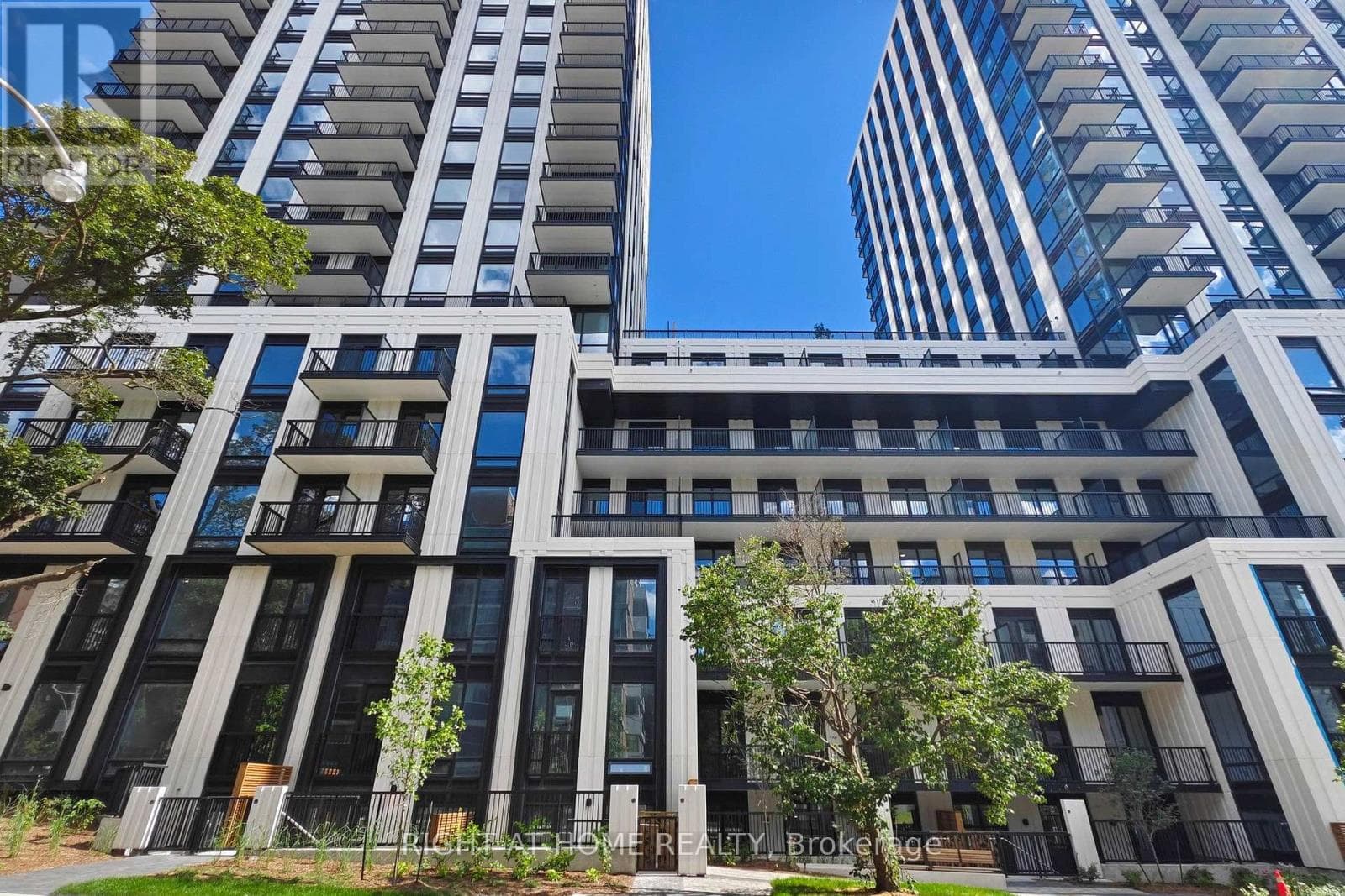 Single Family at 837- 91 Montclair Avenue, Toronto (Forest Hill South), Ontario - Photo 2 - RE/MAX Garden City Realty