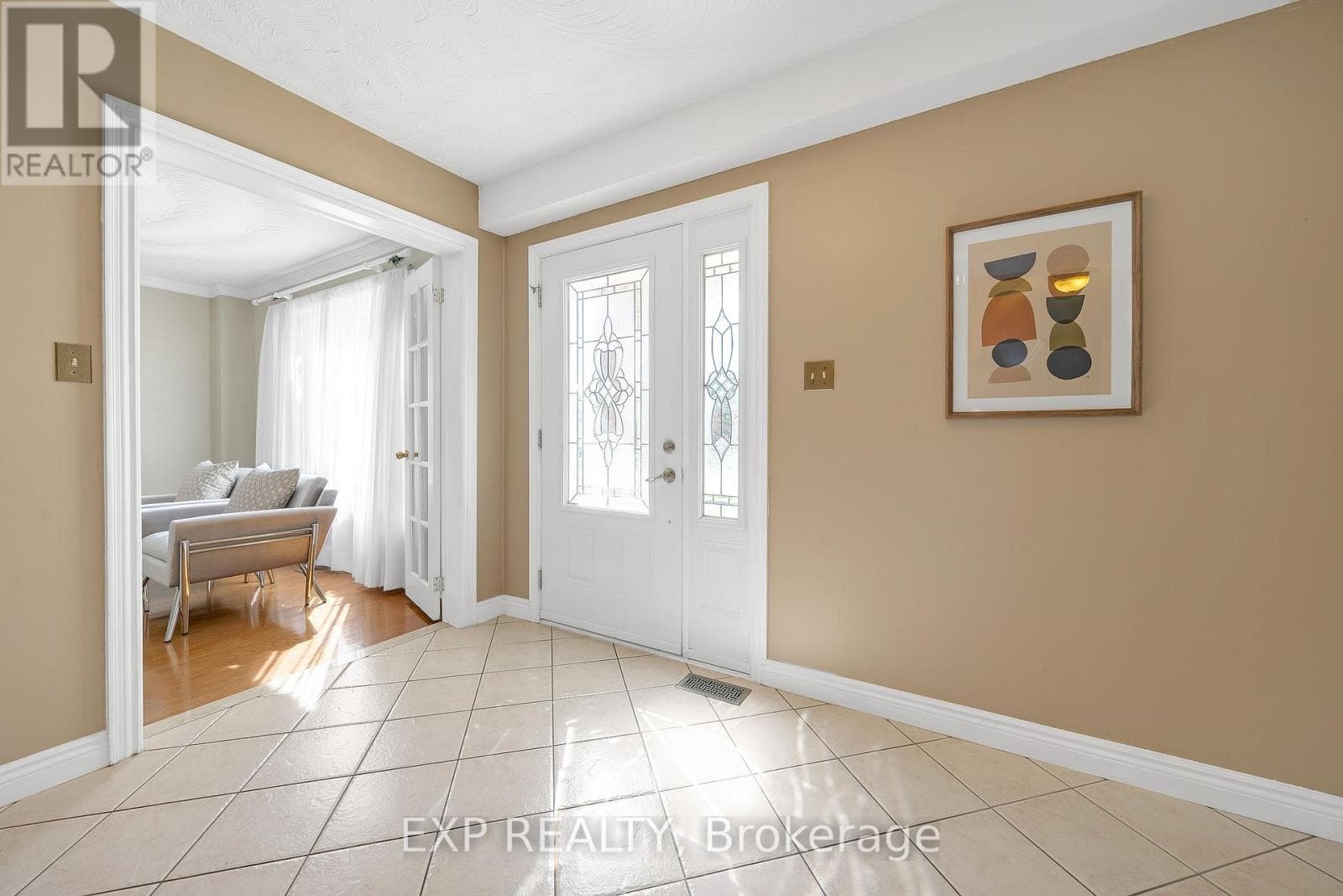 Single Family at 955 Snowbird Street, Oshawa (Northglen), Ontario - Photo 5 - RE/MAX Garden City Realty