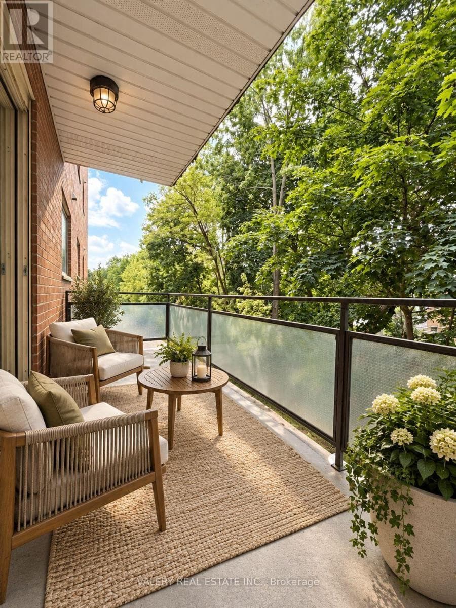 Single Family at 203- 227 Cathcart Street, London South (South G), Ontario - Photo 6 - RE/MAX Garden City Realty