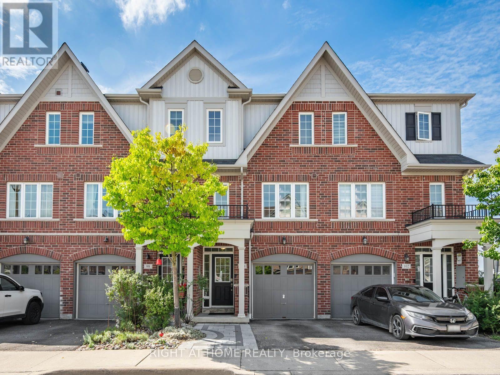 100 Magpie Way