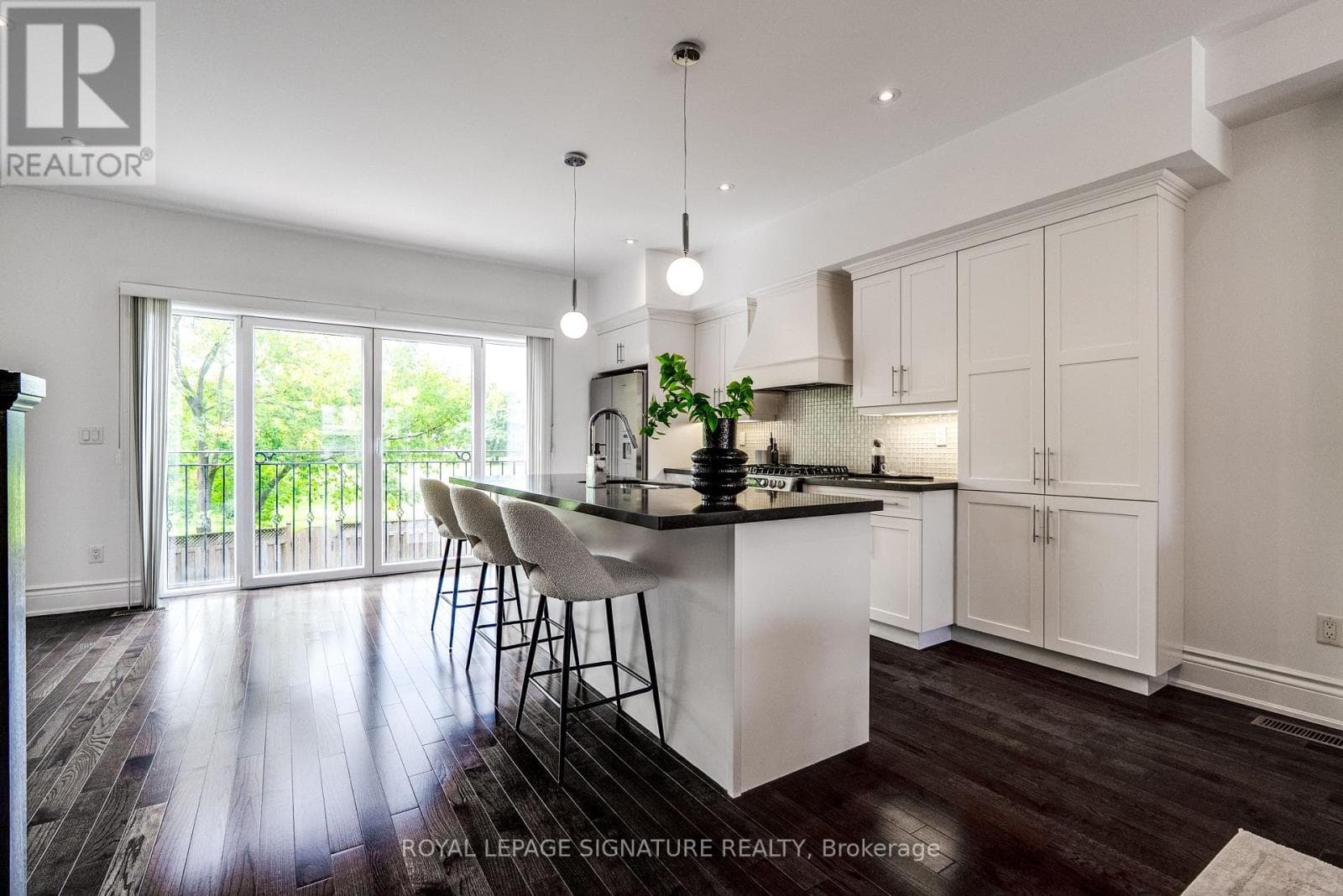 Single Family at 18 Matthew Court, Toronto (Princess-Rosethorn), Ontario - Photo 5 - RE/MAX Garden City Realty