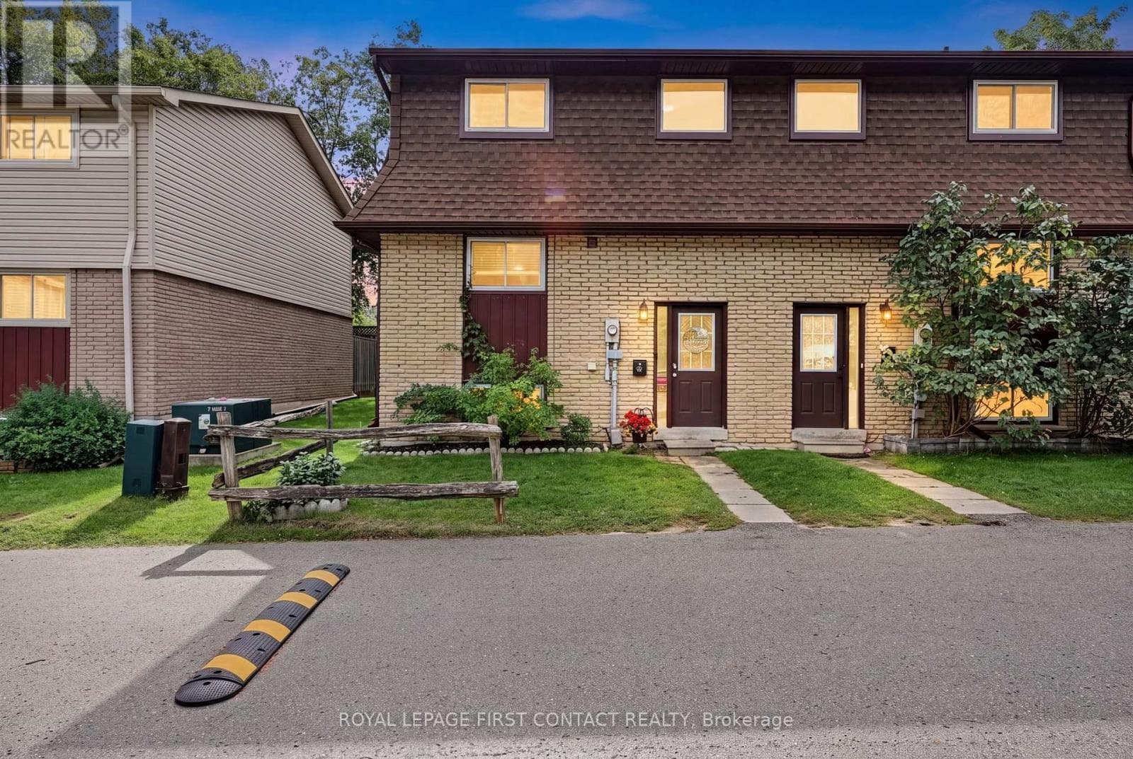 8- 233 Innisfil Street
