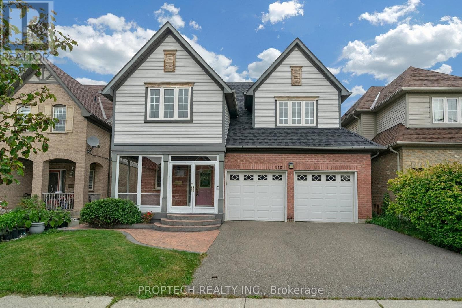 5851 Summerside Drive