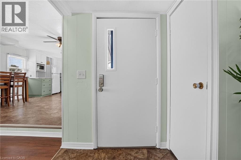 Single Family at 4588 MARTHA Lane, Beamsville, Ontario - Photo 3 - RE/MAX Garden City Realty