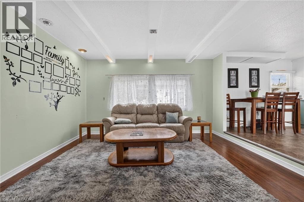Single Family at 4588 MARTHA Lane, Beamsville, Ontario - Photo 5 - RE/MAX Garden City Realty