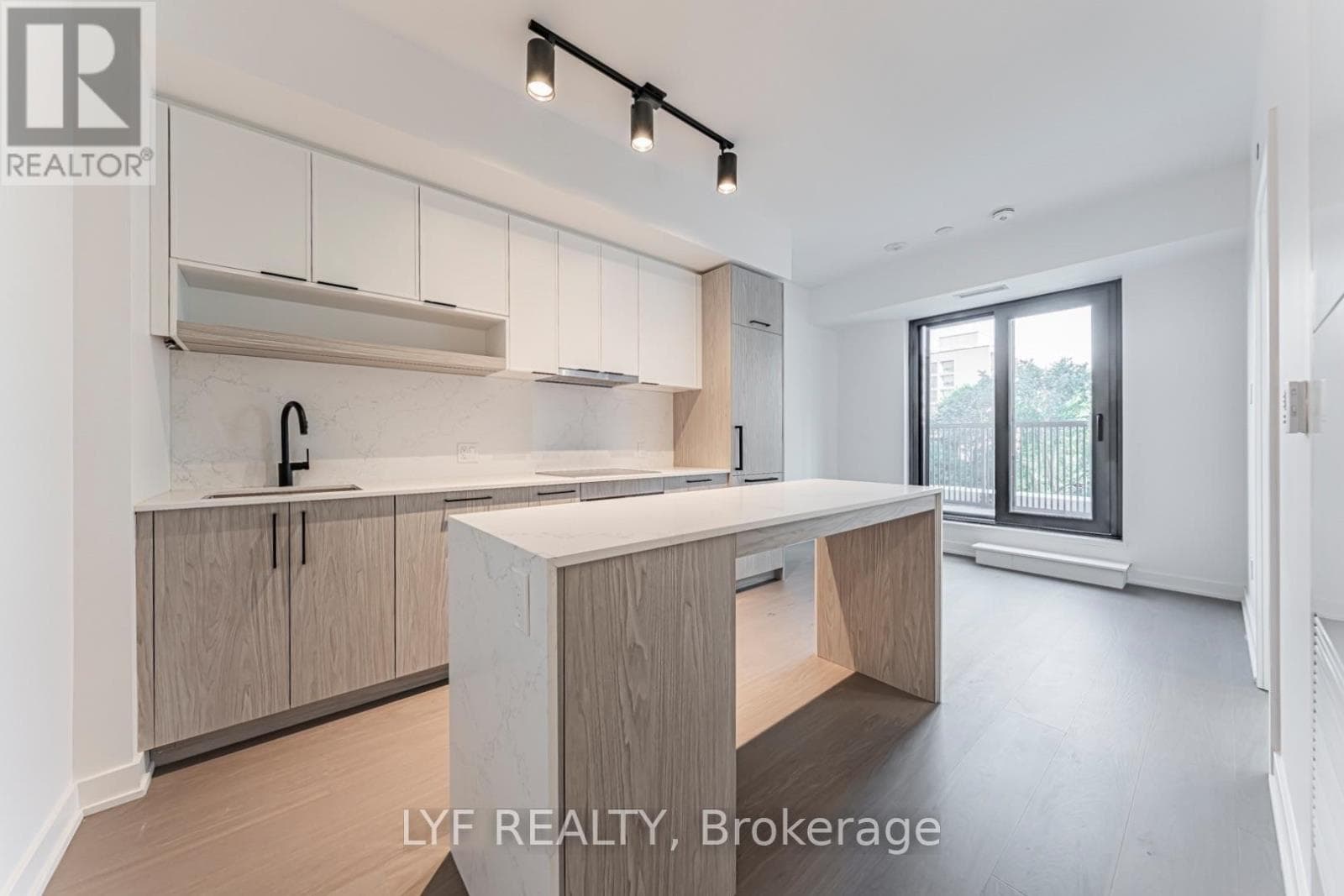 826- 91 Montclair Avenue