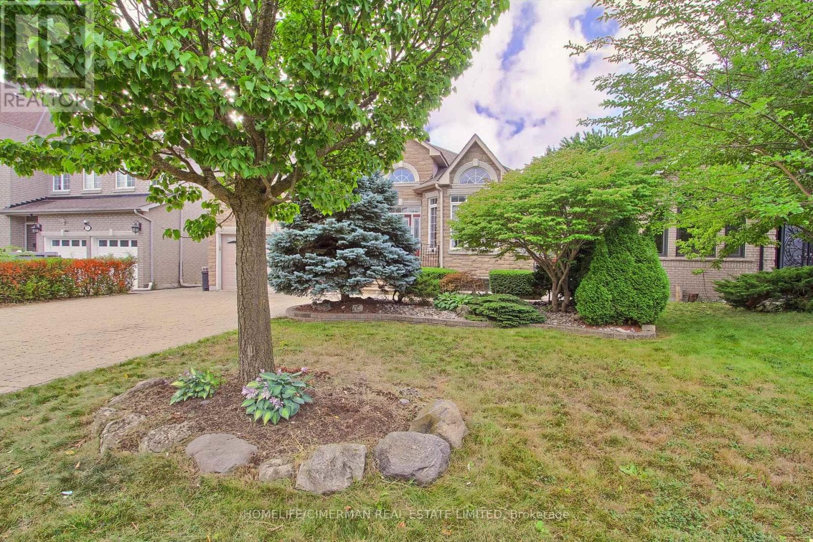 Single Family at 61 Pemberton Road, Richmond Hill (North Richvale), Ontario - Photo 5 - RE/MAX Garden City Realty