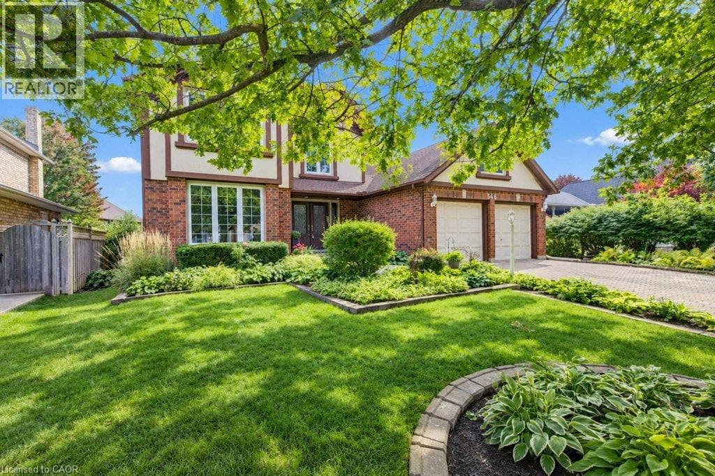 Single Family at 546 SANDBROOKE Court, Waterloo, Ontario - Photo 2 - RE/MAX Garden City Realty