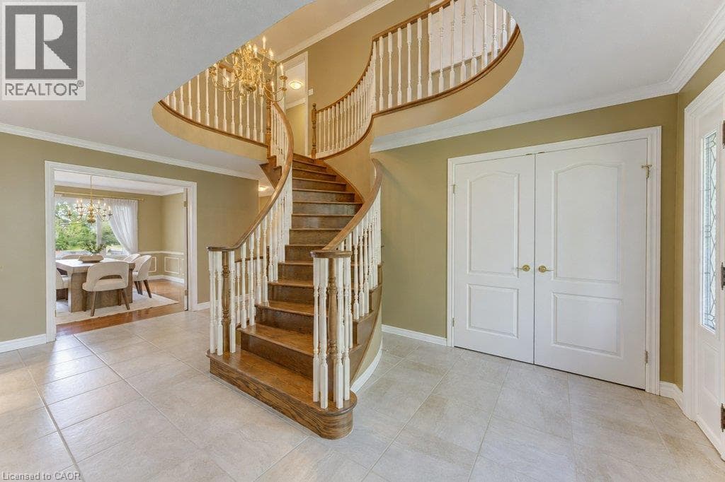 Single Family at 546 SANDBROOKE Court, Waterloo, Ontario - Photo 8 - RE/MAX Garden City Realty