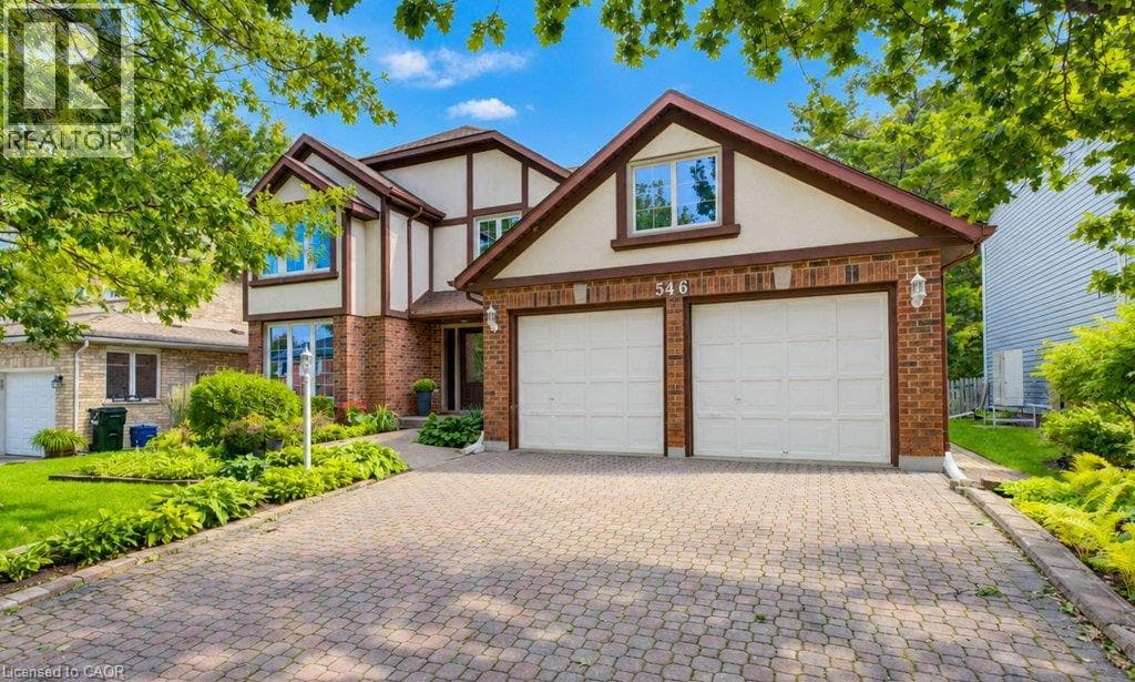 Single Family at 546 SANDBROOKE Court, Waterloo, Ontario - Photo 3 - RE/MAX Garden City Realty